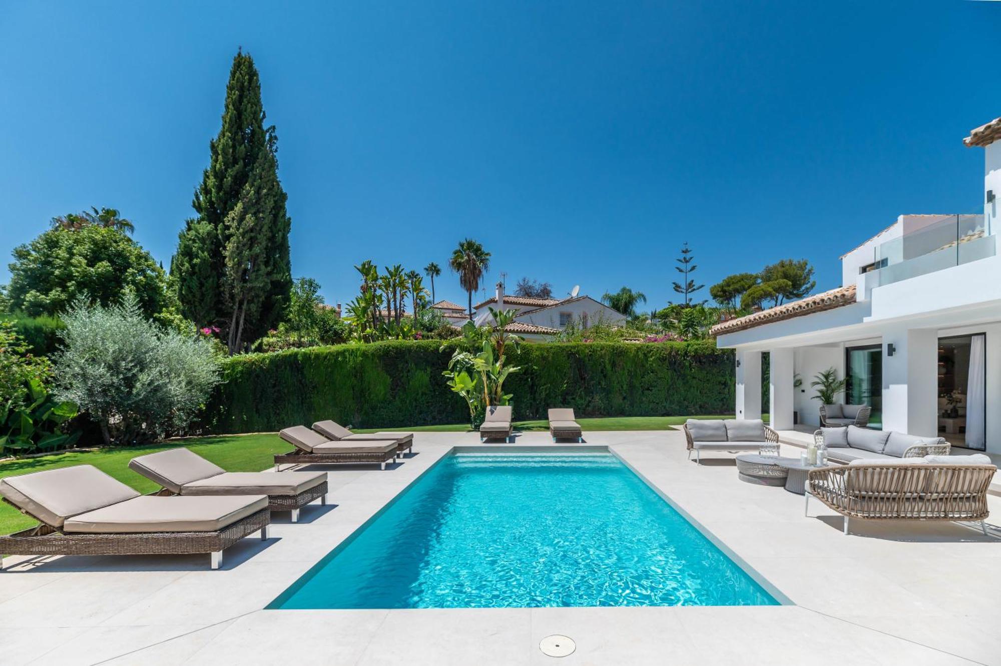 Vacation I Miraluna, Private Gated Community, Walkable To Golf Courses, Private Pool, Refurbished In 2024 *